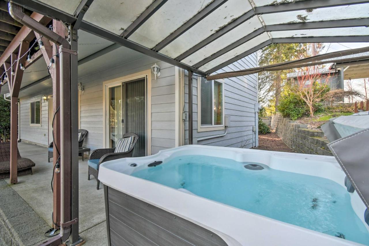 The Peacock House - Waterfront Home With Hot Tub! 奥林匹亚 外观 照片